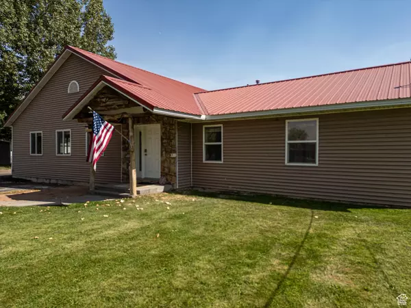 Vernal, UT 84078,222 E 1500 S