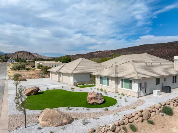 230 BOULDER WAY, Leeds, UT 84746