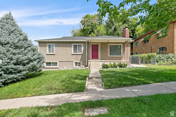 Salt Lake City, UT 84105,1251 E ROOSEVELT AVE S