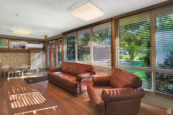 Ogden, UT 84401,2408 VAN BUREN AVE