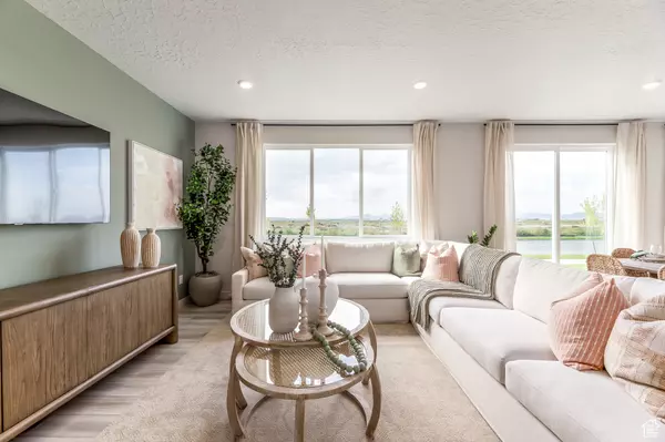 Saratoga Springs, UT 84045,1072 W FALLOW DR #235