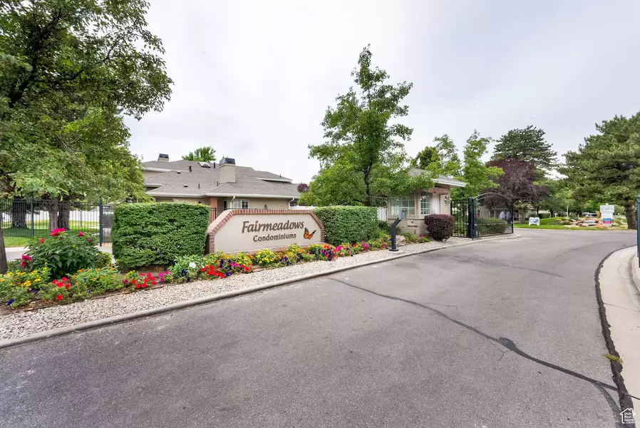 6870 S 800 E, Midvale, UT 84047