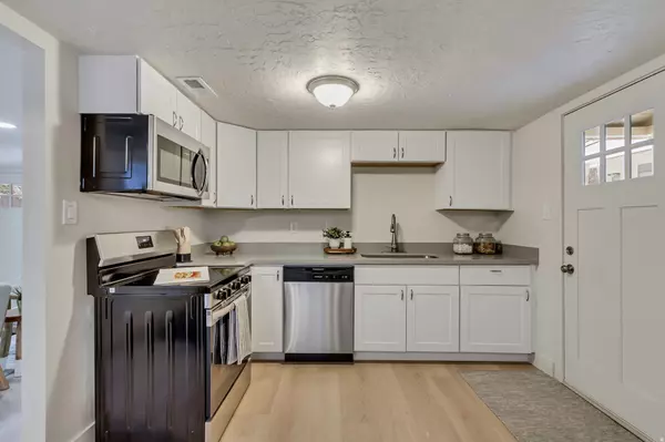 160 E 230 N, Tooele, UT 84074