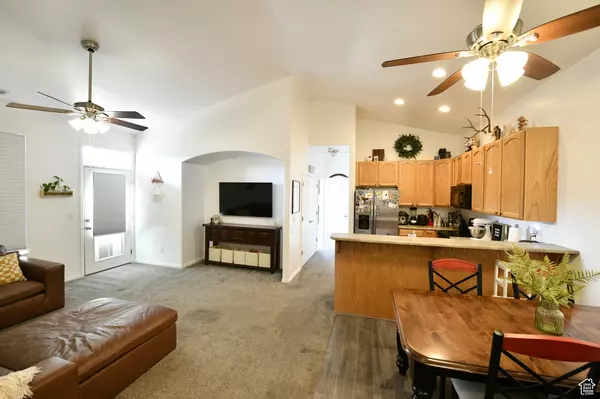 North Salt Lake, UT 84054,433 N KENT LN