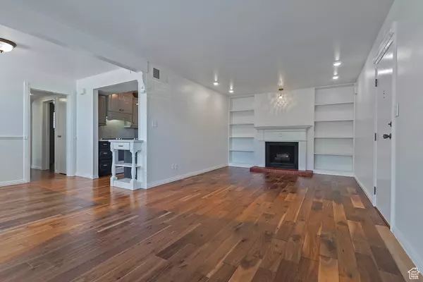 Salt Lake City, UT 84108,1182 S FOOTHILL DR #511