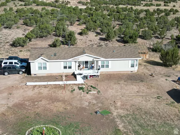 Roosevelt, UT 84066,5675 N 7600 W