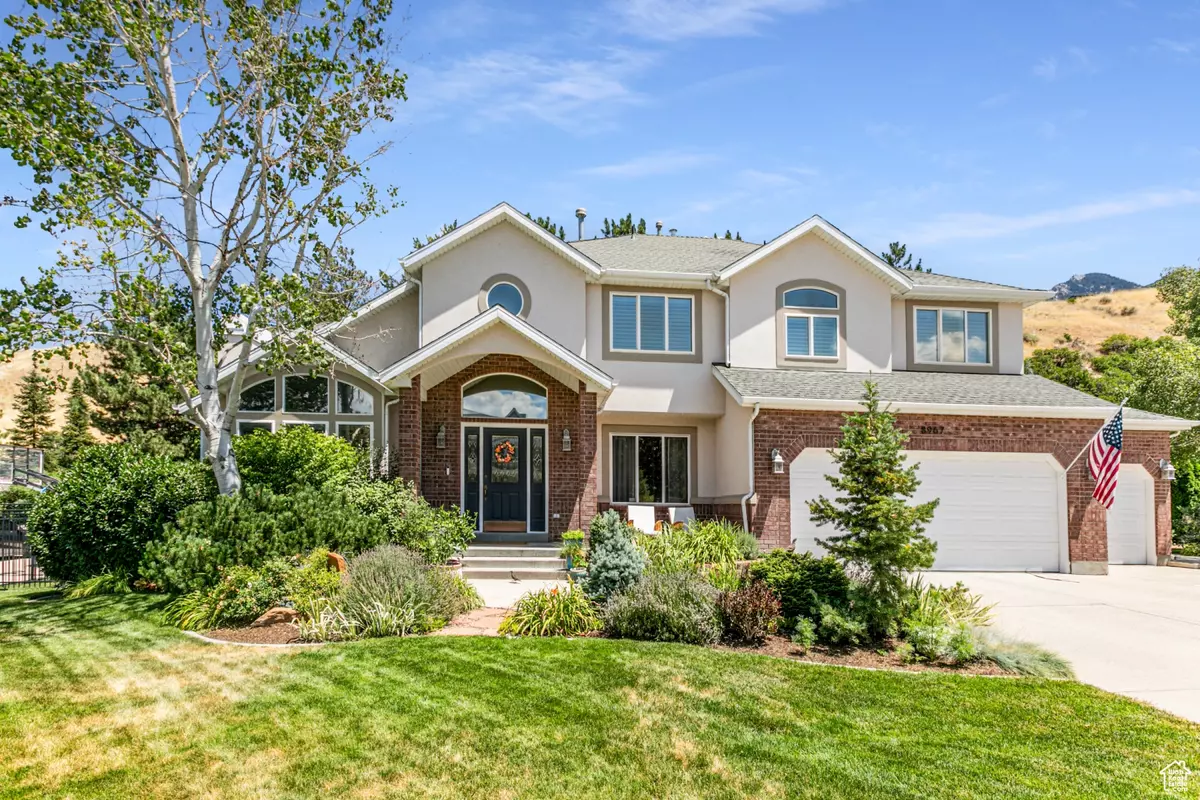 Sandy, UT 84093,8967 S COBBLE CANYON LN