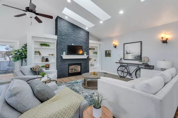 Riverton, UT 84096,5217 W AUTUMN CREEK DR S