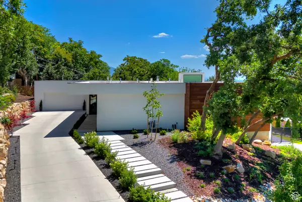 2618 E SKYLINE DR, Salt Lake City, UT 84108
