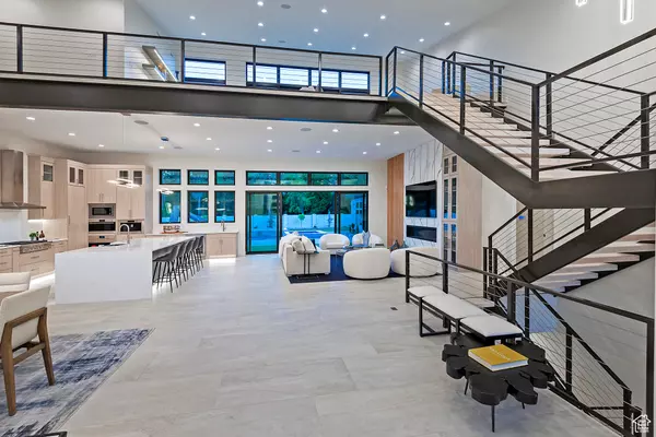 Holladay, UT 84117,2222 E WALKER LN