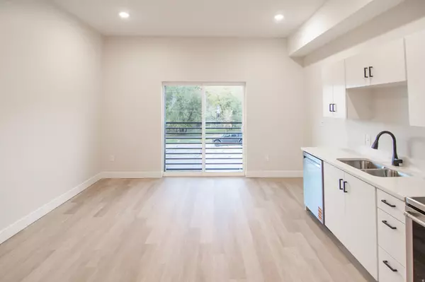 Moab, UT 84532,346 E 200 S #A105