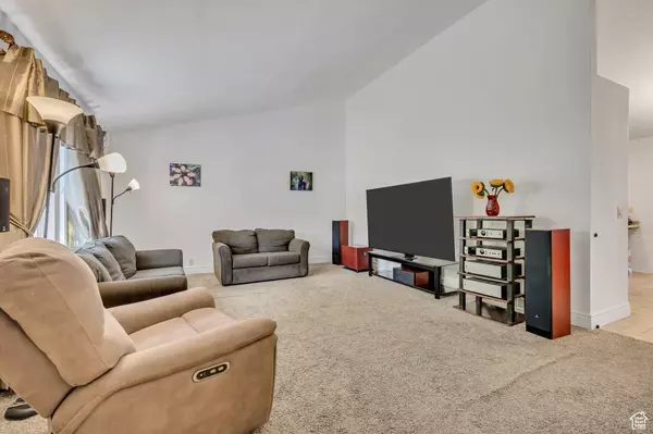 Cottonwood Heights, UT 84121,1695 E ENSIGN PL