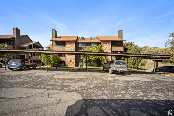 Park City, UT 84098,6905 N POWDERWOOD W #7J