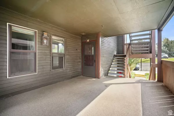 Park City, UT 84098,6905 N POWDERWOOD W #7J