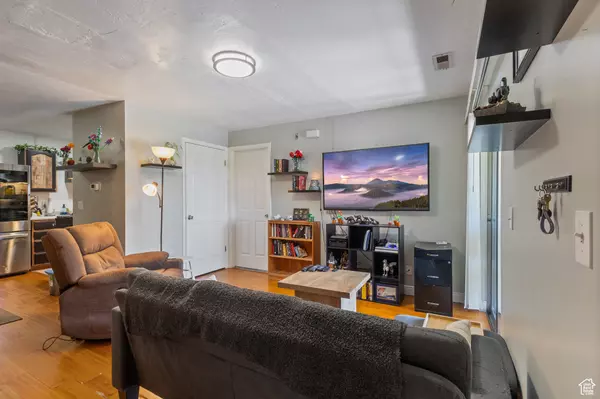 Taylorsville, UT 84123,4148 S OAK MEADOWS DR #31