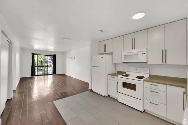 Salt Lake City, UT 84102,425 S 1000 E #204C