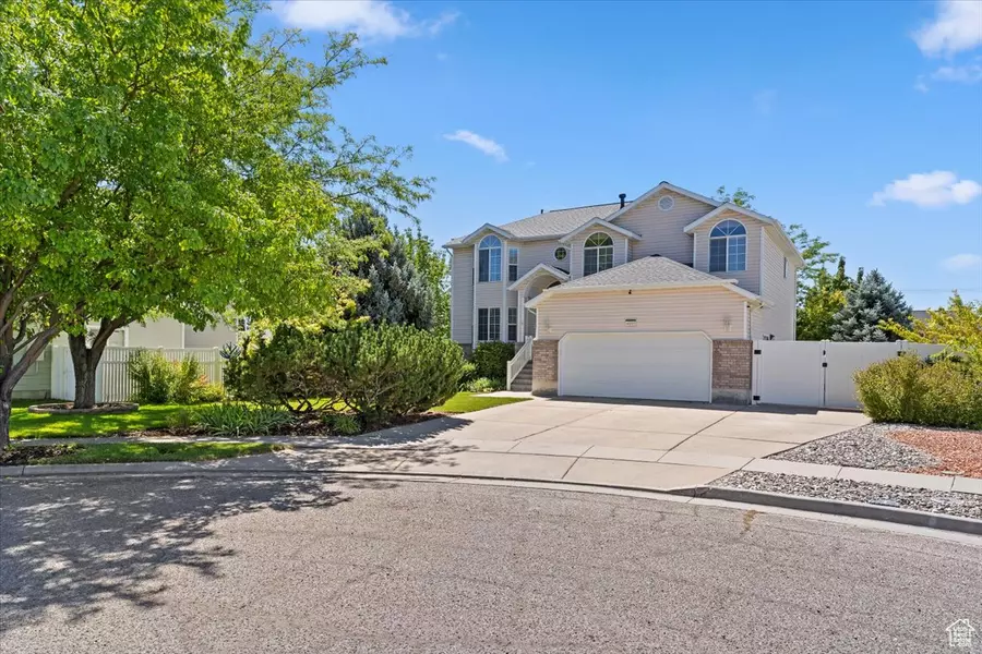 4097 W 4750 S, Roy, UT 84067