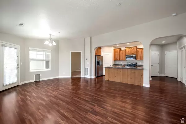 South Jordan, UT 84095,11756 S CURRANT DR W #111