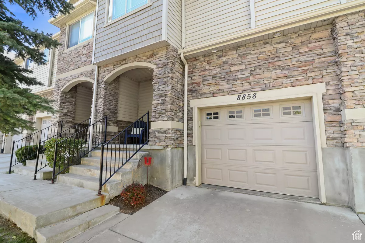 West Jordan, UT 84088,8858 S WILLOW WOOD WAY W