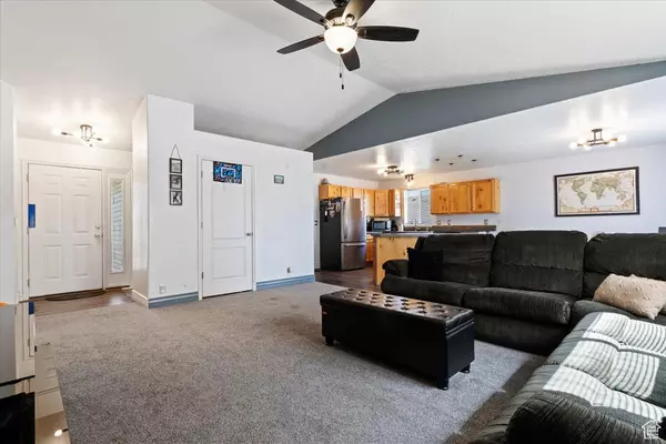 Grantsville, UT 84029,727 W ISLAND VISTA CIR