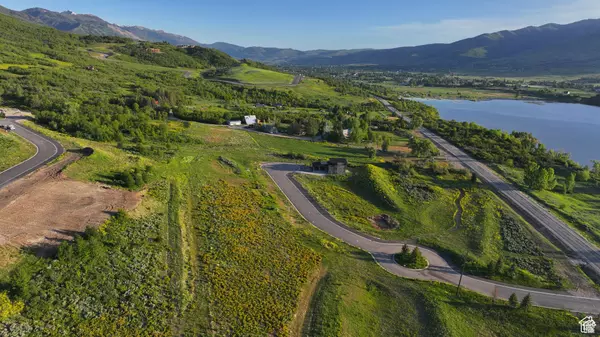 Eden, UT 84310,5223 N HARBOR VIEW CT #202