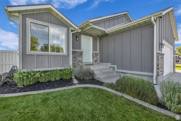 Clinton, UT 84015,2322 N 2500 W