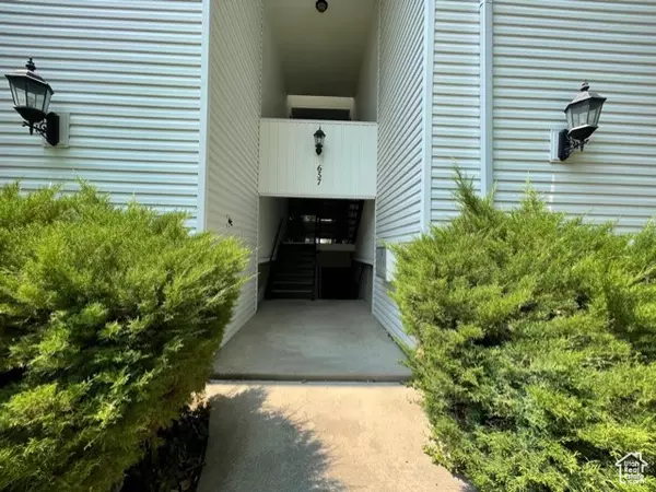 Millcreek, UT 84107,657 E 4065 S #C