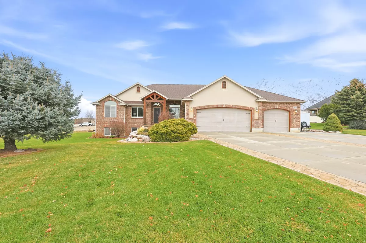 Willard, UT 84340,860 W 8100 S