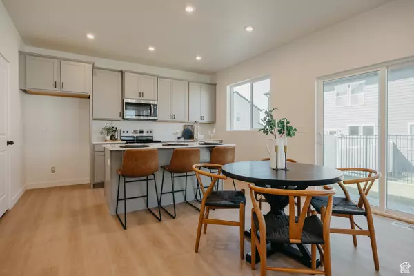 Eagle Mountain, UT 84005,3629 N OAK BLVD #335