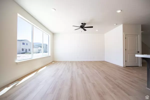 Eagle Mountain, UT 84005,3716 N NATHAN STREET LOT #1032