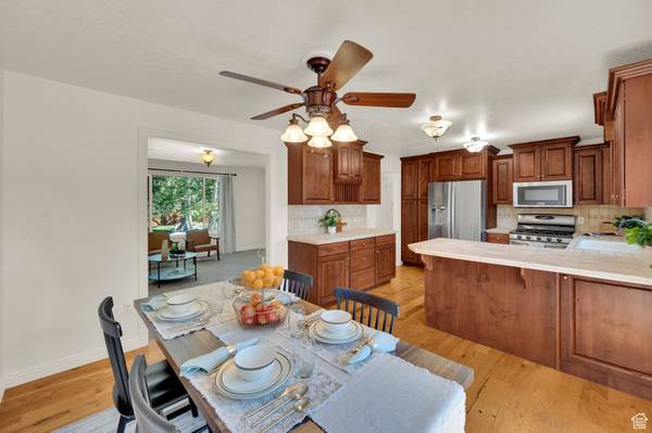 Orem, UT 84058,849 W 225 S