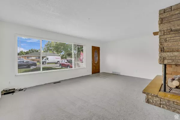 Millcreek, UT 84124,1579 E WINDER LANE S
