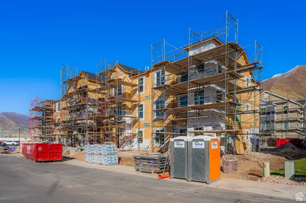 4655 S ALDER DR #H201, Mapleton, UT 84664