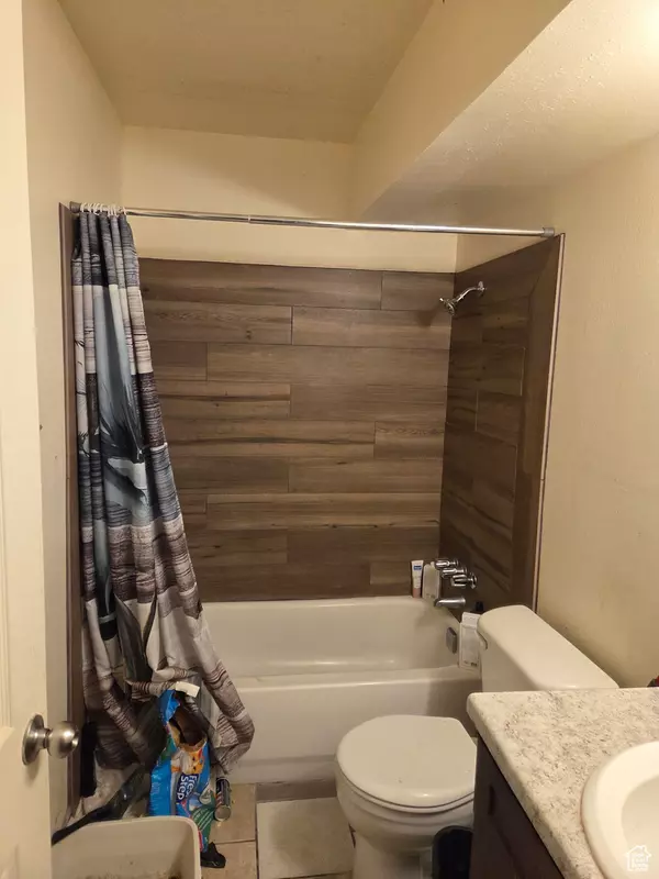Salt Lake City, UT 84104,1601 W 400 S #68