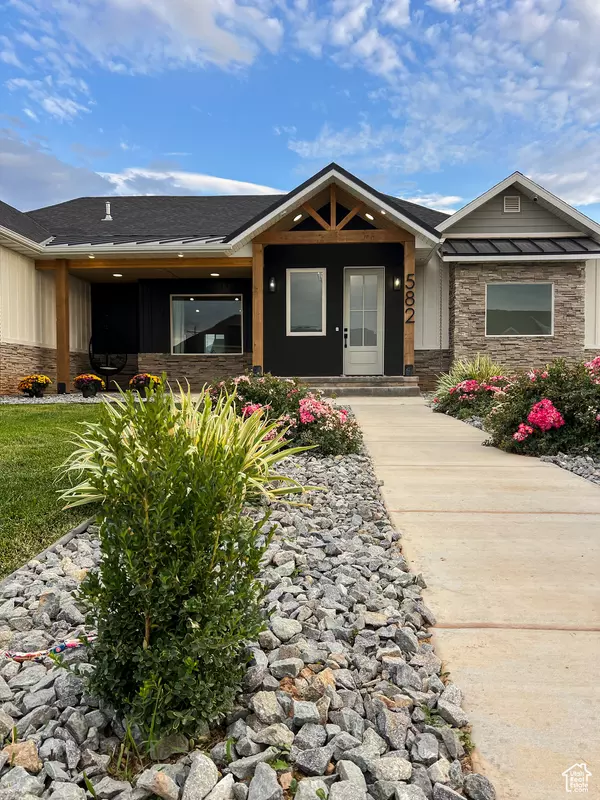 Enoch, UT 84721,582 E 5020 N