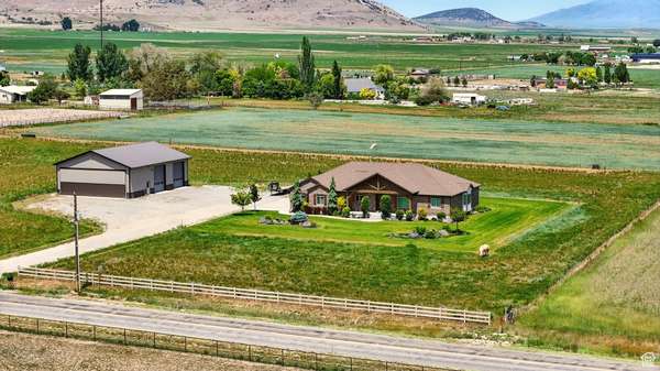 8760 W 25800 N, Portage, UT 84331