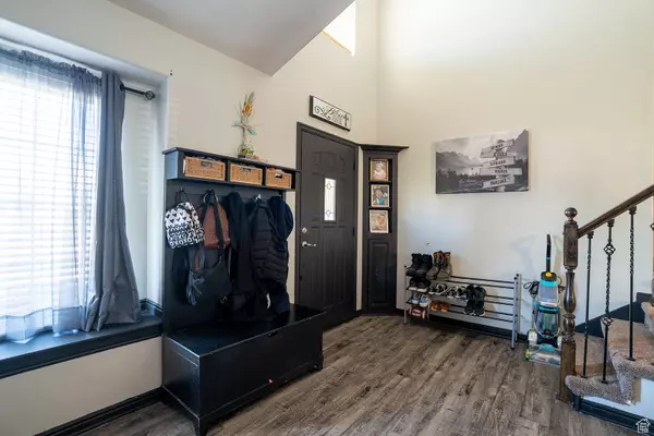Clearfield, UT 84015,1906 S 350 E