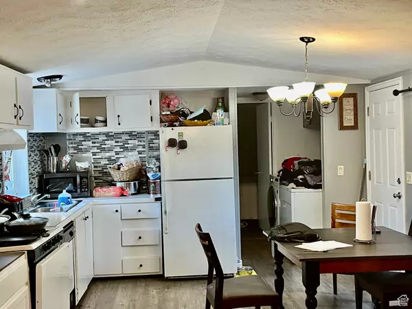 900 CENTURY DR #4, Ogden, UT 84404