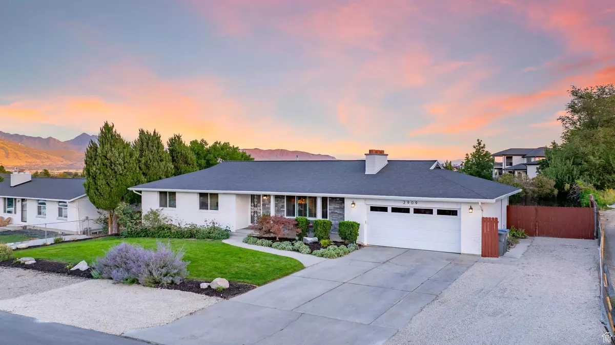 South Jordan, UT 84095,2909 W 10755 S