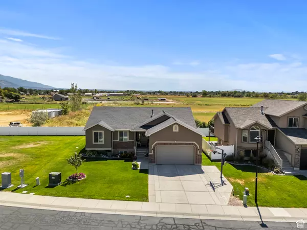 795 W WILLOWBROOK LN, Pleasant View, UT 84404