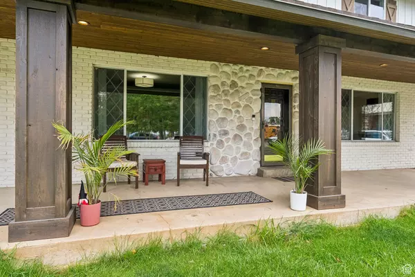 Midway, UT 84049,33 N 200 W
