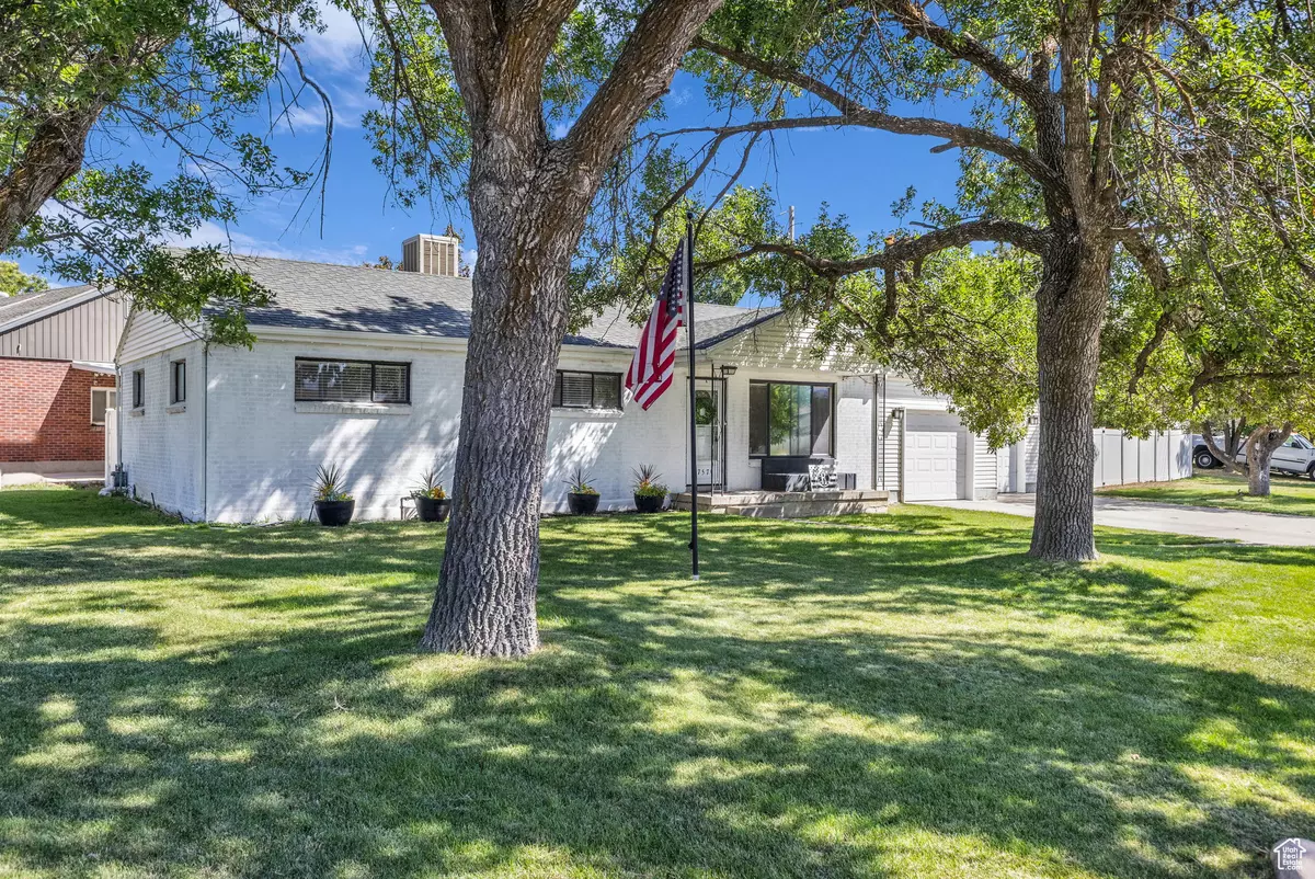 Midvale, UT 84047,7579 S 520 E