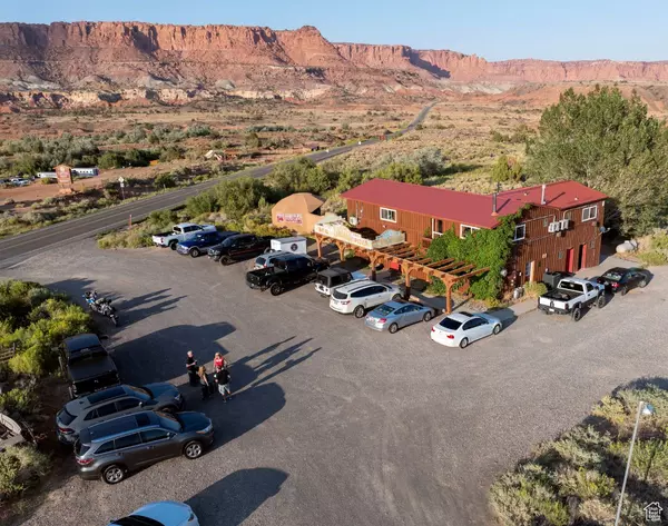 Torrey, UT 84775,1828 E HIGHWAY 24 ST