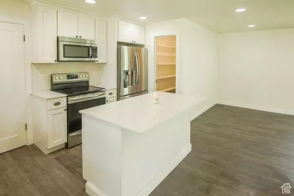 Centerville, UT 84014,710 W CREEK VIEW DR N
