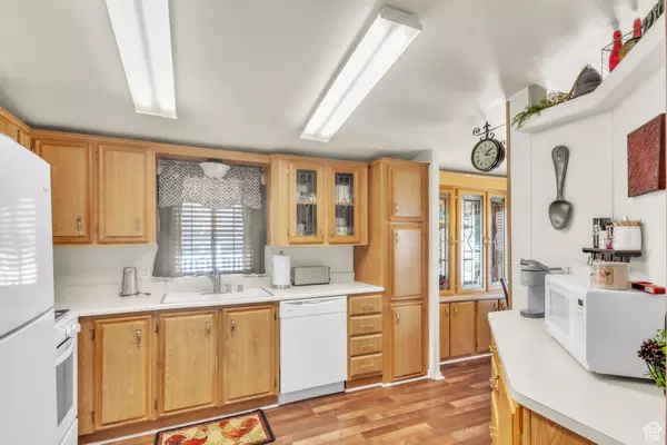 Farr West, UT 84404,1111 N 2000 W #197