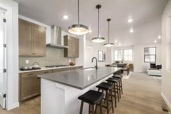 West Jordan, UT 84081,7056 W TERRAINE RD #161