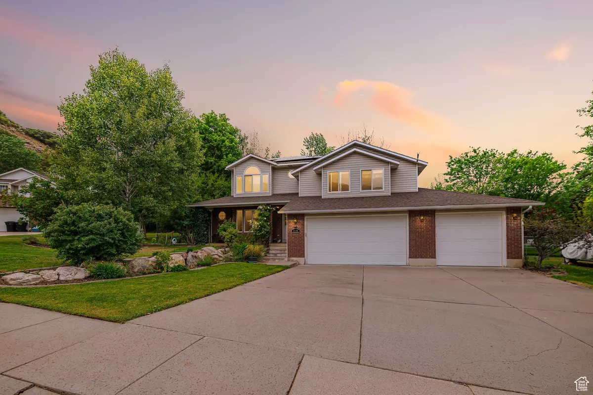 South Weber, UT 84405,8109 S 2100 E