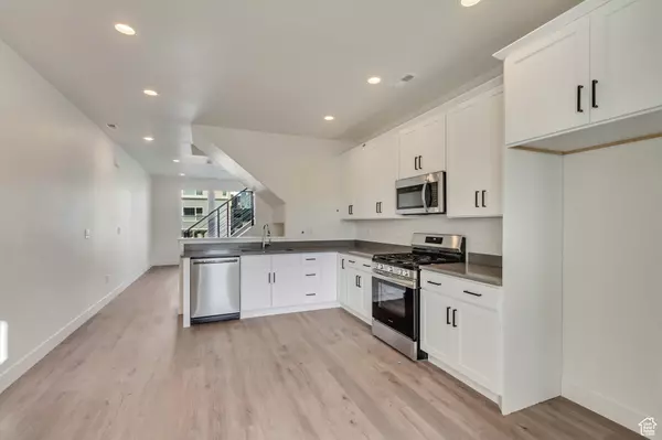 South Jordan, UT 84009,11001 S FREESTONE RD W #112