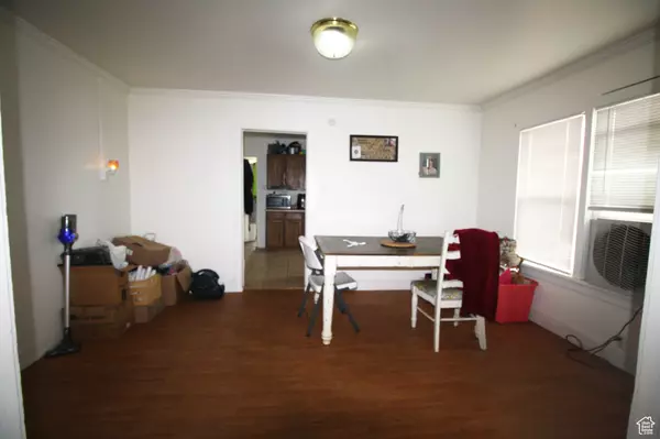 Vernal, UT 84078,56 N 200 W