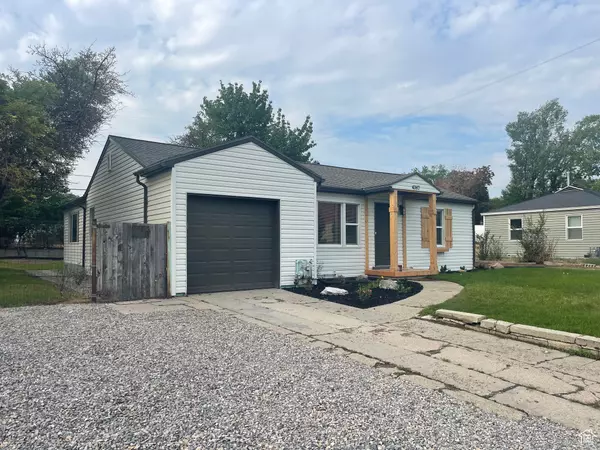 Kearns, UT 84118,4387 W 5570 S